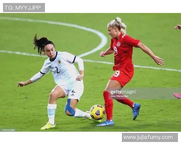 女性足球新力量崛起：女足球星如何引领全球赛场风潮